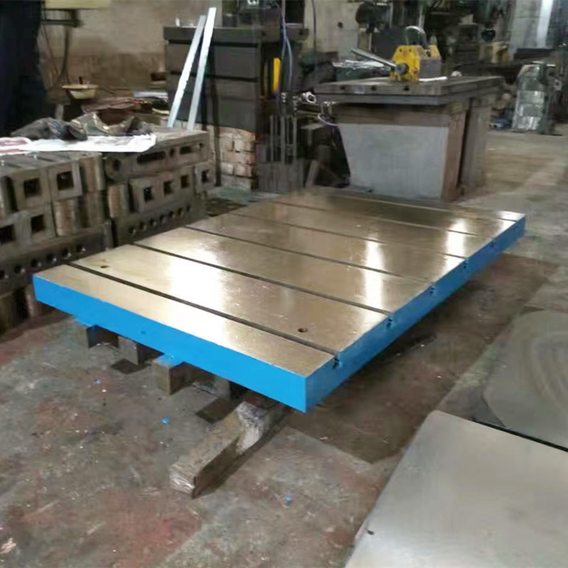 En savoir plus sur la table de fabrication de métaux