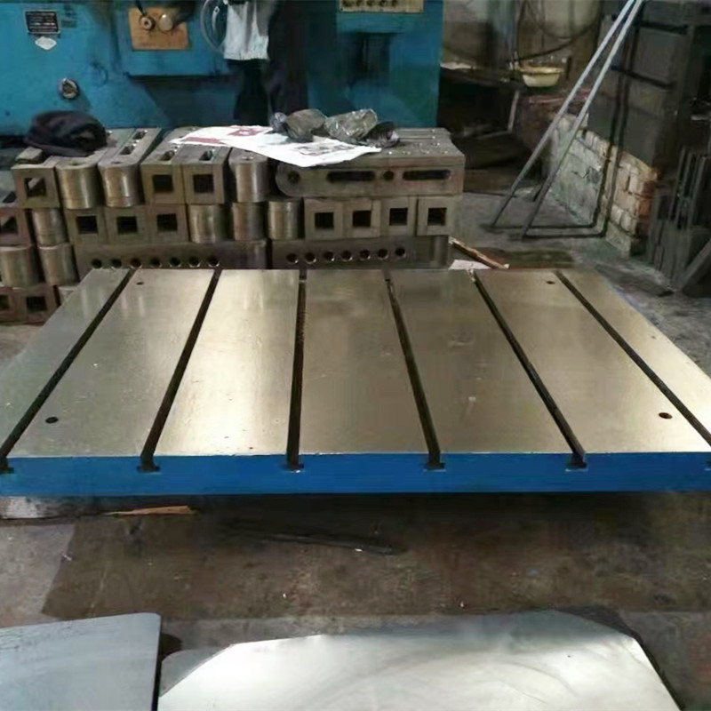 En savoir plus sur la table de fabrication d’acier